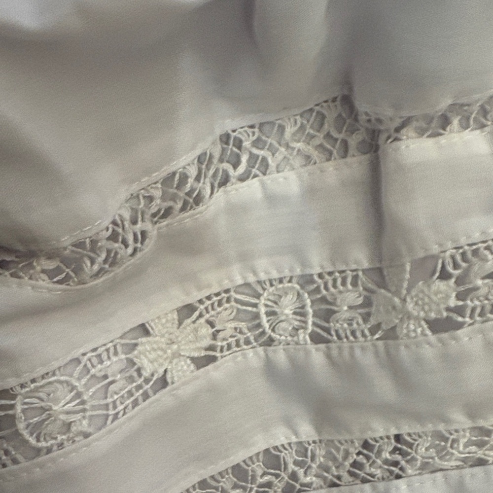 White Off-Shoulder Mi Golondrina top - Picture 4 of 4